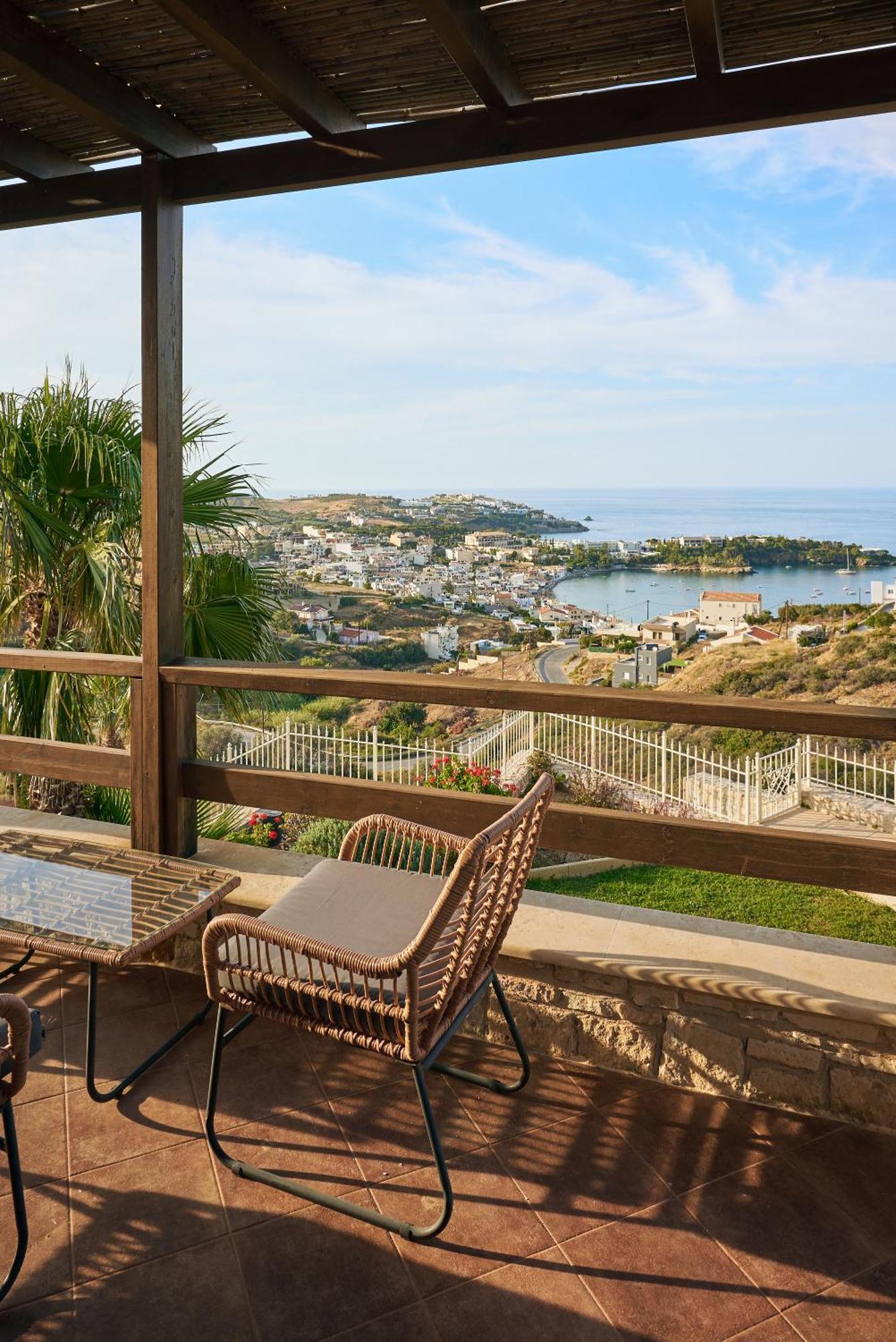 Paradissi In Crete Villa