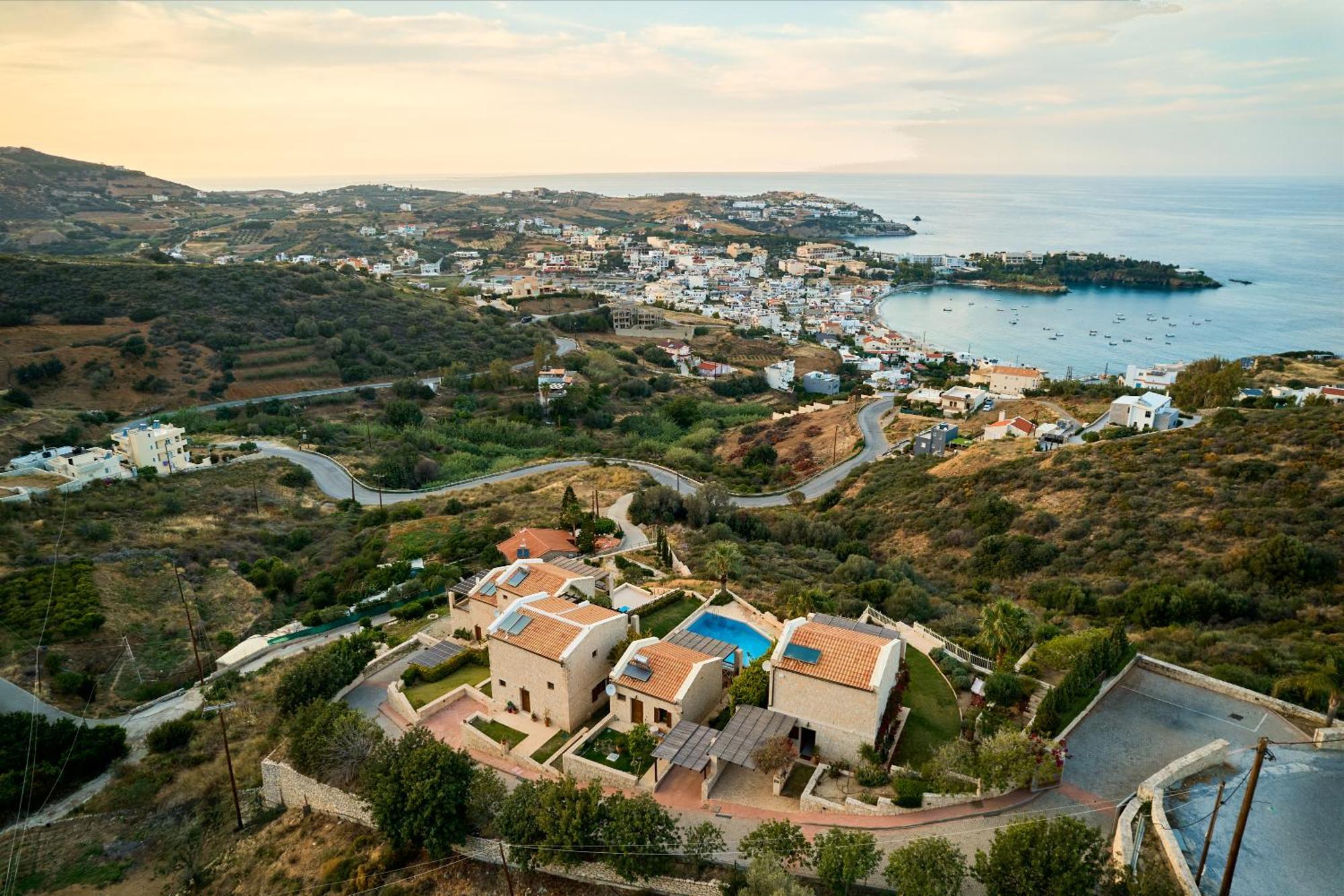 Paradissi In Crete *